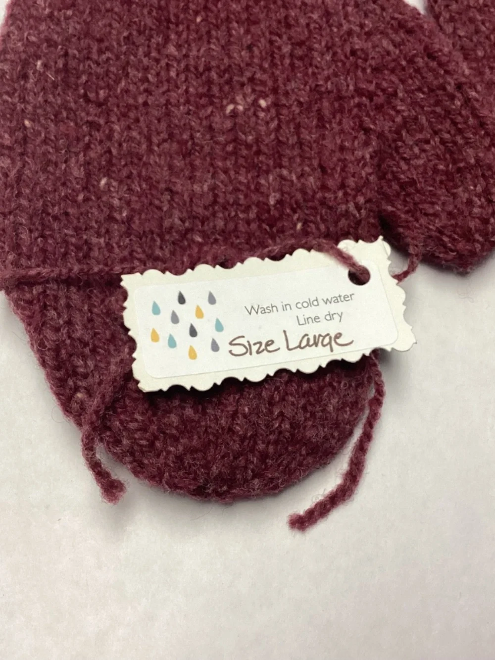 Hand made wool mittens burgundy. Mint never worn large see measurements UNISEX